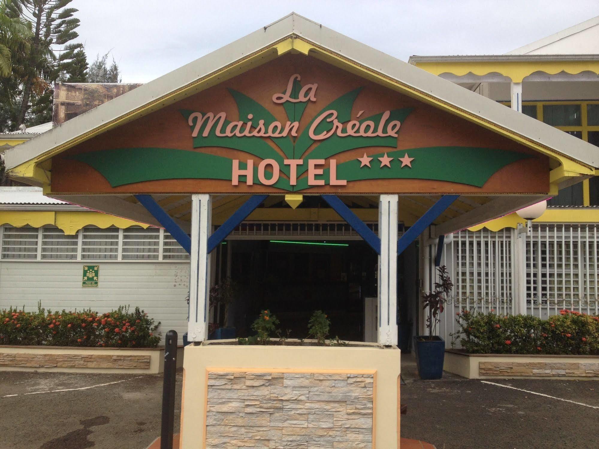 Hotel La Maison Creole Ле-Гозье Экстерьер фото